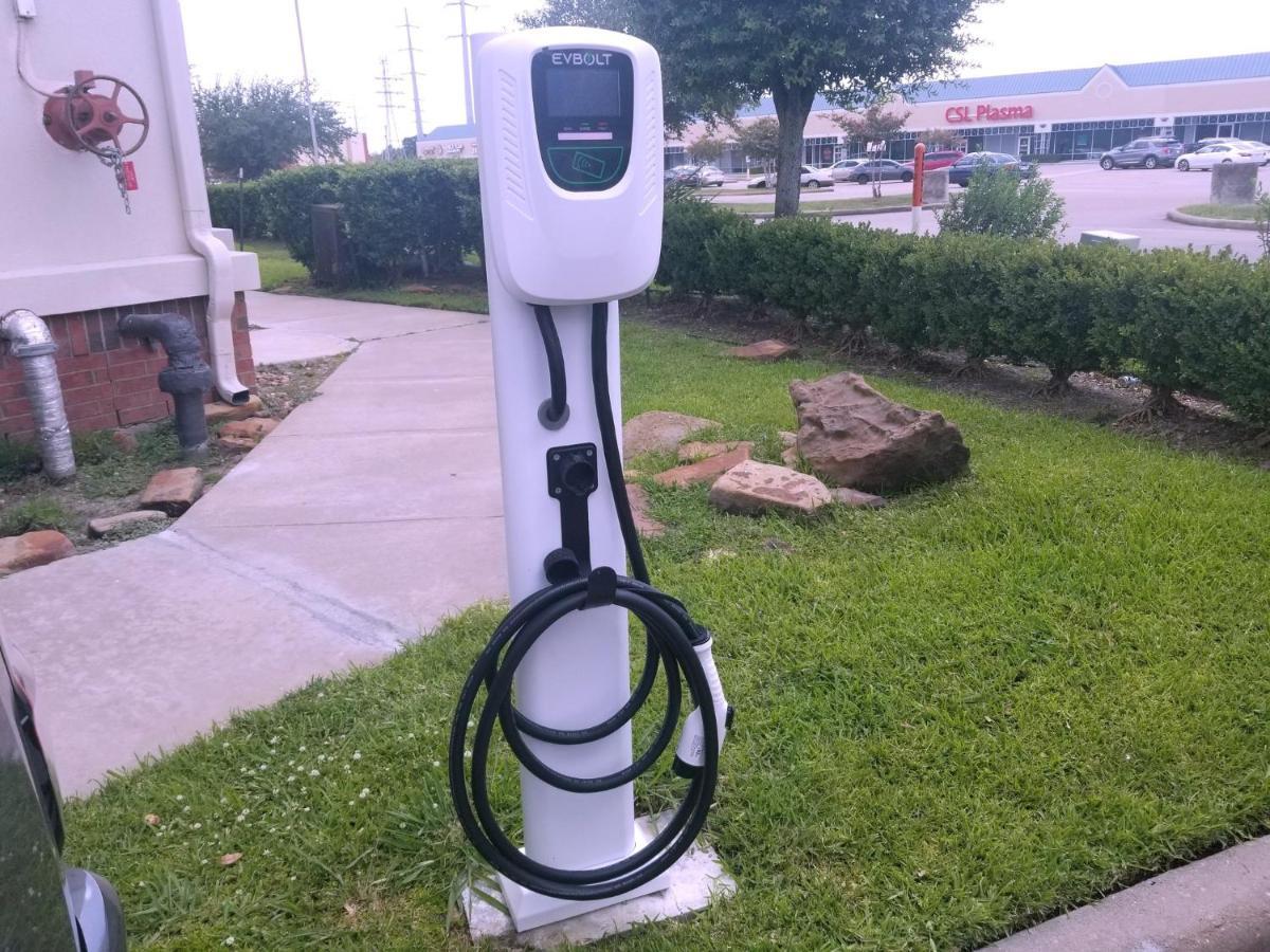 Holiday Inn Express & Suites Houston East By Ihg Exterior foto